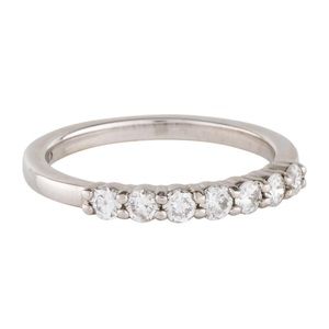 14kt White Gold and diamond band, Sz 7.